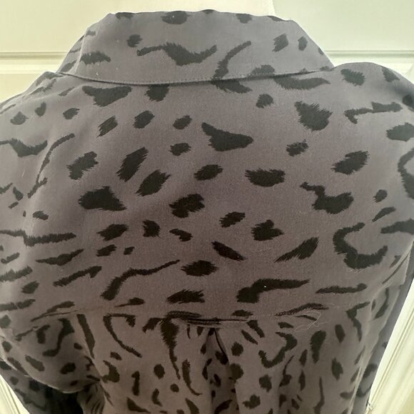 RAILS CHEETAH BUTTON DOWN SHIRT MEDIUM - Picture 3 of 5
